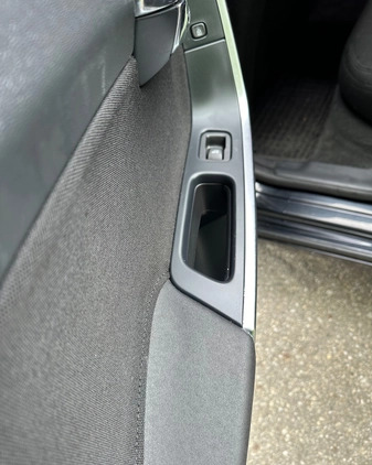 Volvo V60 cena 24650 przebieg: 306000, rok produkcji 2012 z Mikołajki małe 56